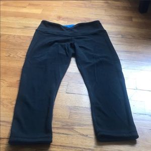 Lululemon cropped reversible leggings